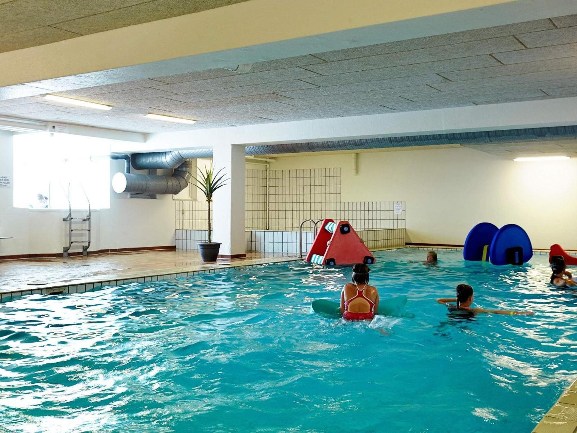 4 Person Holiday Home On A Holiday Park In Glesborg Eksteriør bilde