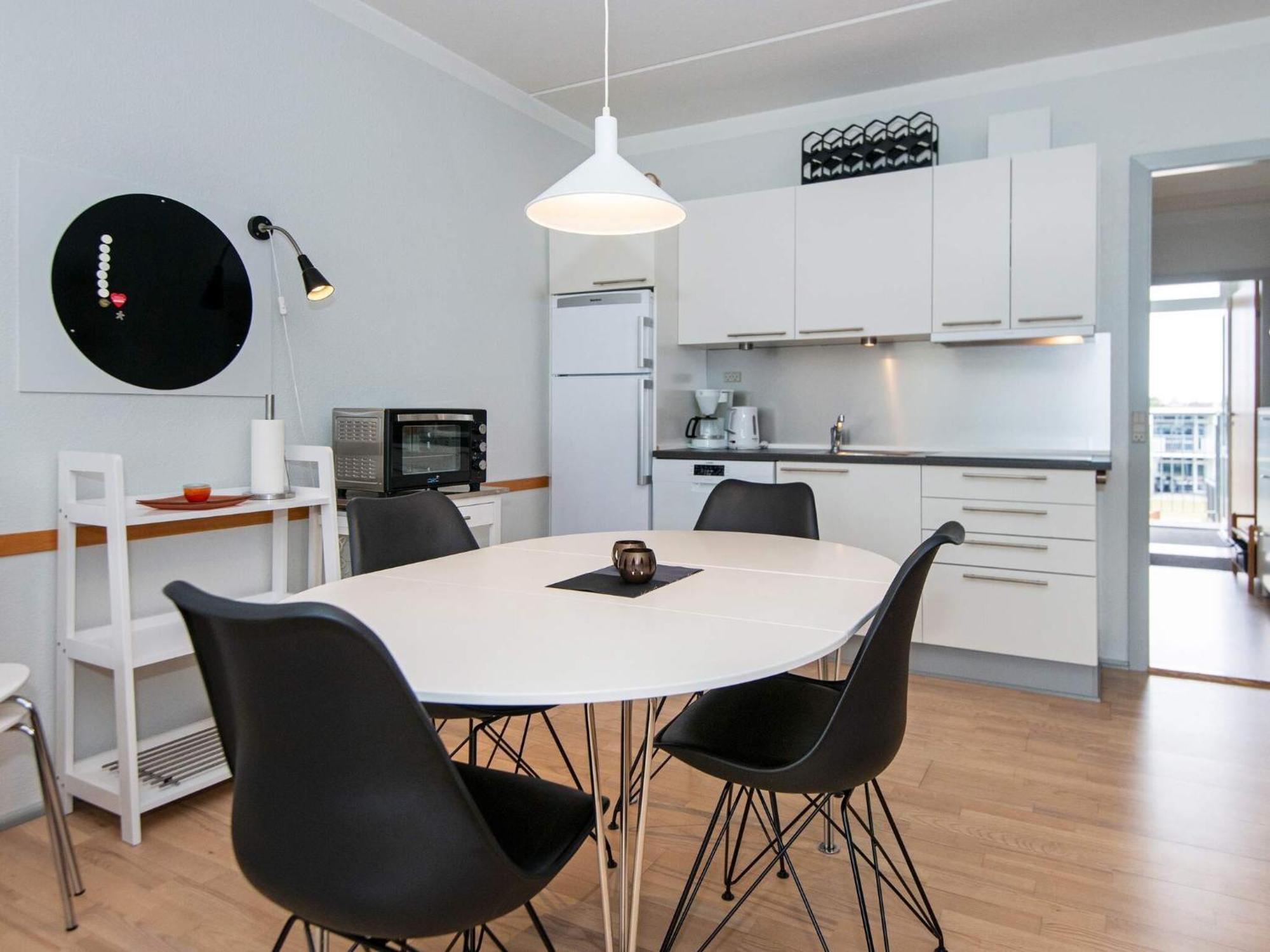 4 Person Holiday Home On A Holiday Park In Glesborg Eksteriør bilde